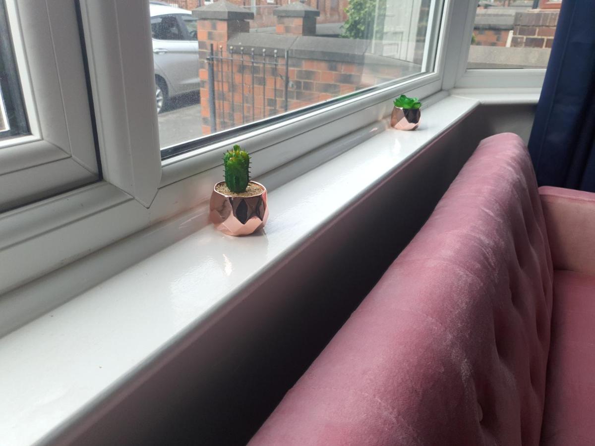 Stoke City House Apartment Etruria ภายนอก รูปภาพ