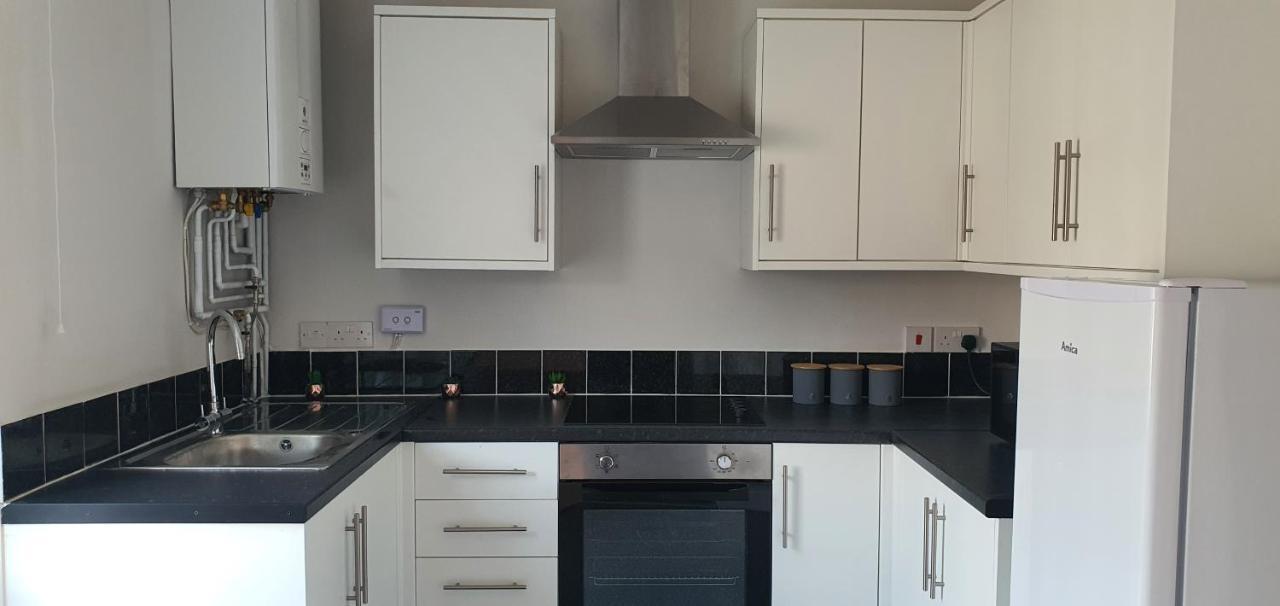 Stoke City House Apartment Etruria ภายนอก รูปภาพ