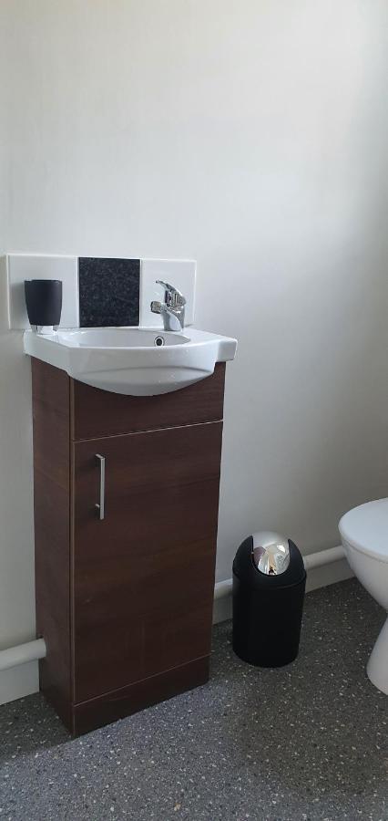 Stoke City House Apartment Etruria ภายนอก รูปภาพ
