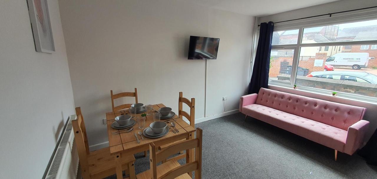 Stoke City House Apartment Etruria ภายนอก รูปภาพ